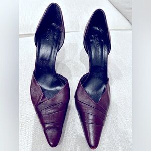 Vintage Desmo heels size 40. Barely worn & gorgeous!